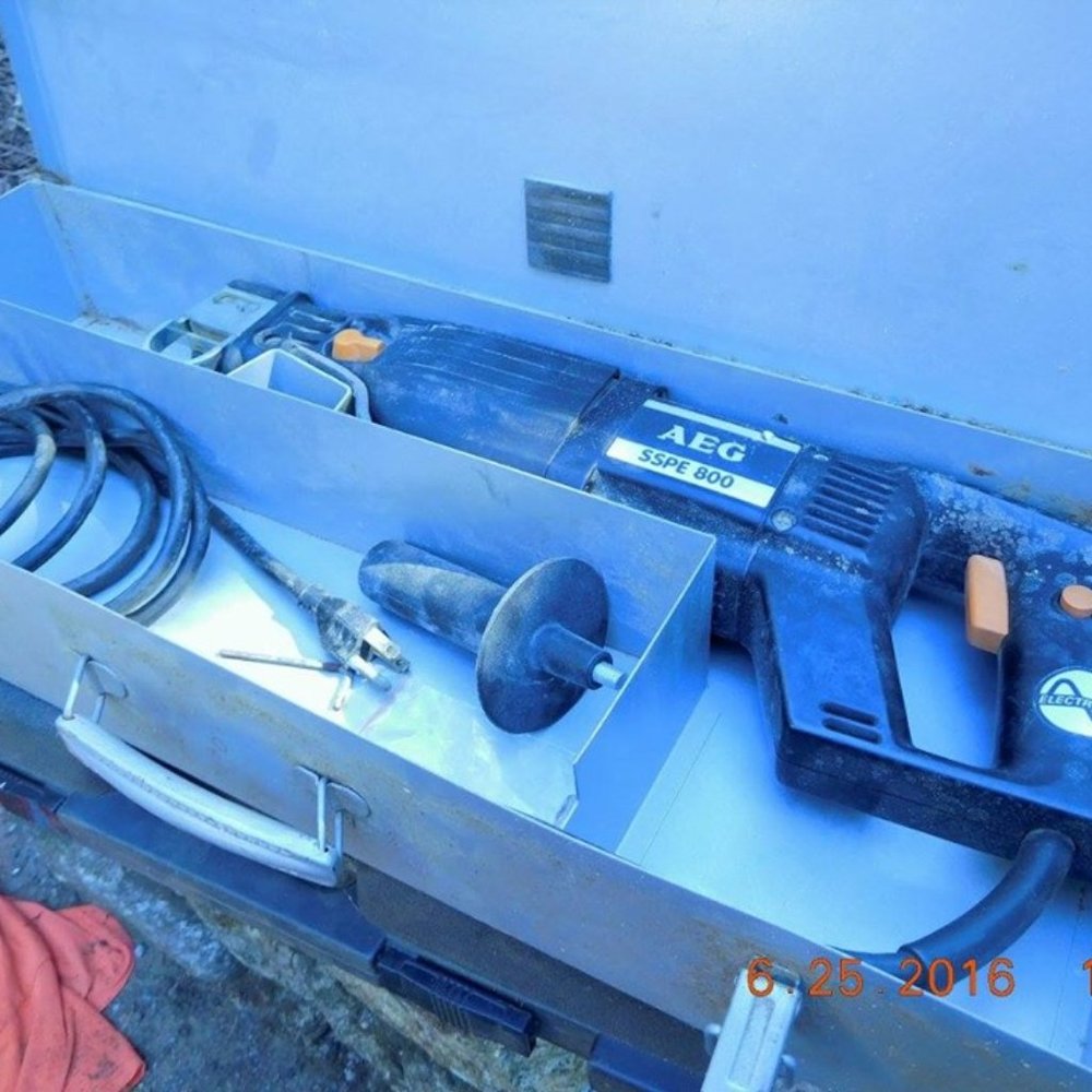 AEG Sawzall
